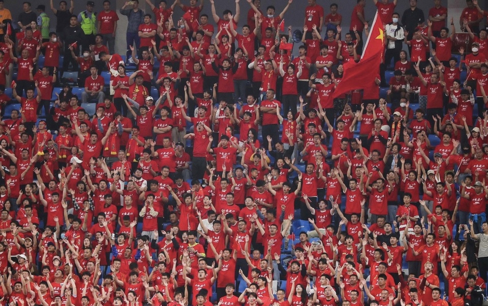 大约将有超过2000名泰国当地华人,来到现场为中国队加油助威.