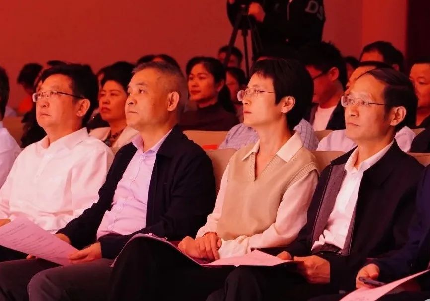 尽观大师巧技 大秀名厨风采