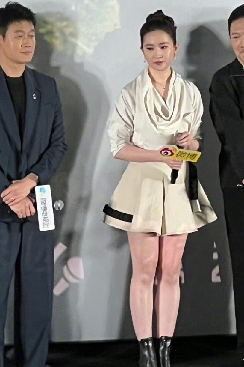 神仙姐姐胖了多少?刘亦菲生图曝光,网友:还是当年的那个她吗?