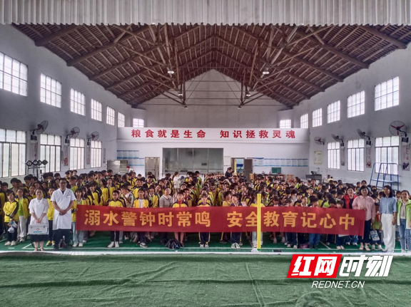 大通湖区北洲子镇:防溺水宣传进校园 筑牢防溺水"生命线"