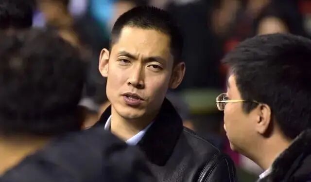 郭士强为何只选听话的球员？因为他曾两次被逼下课，一次比一次惨_腾讯新闻