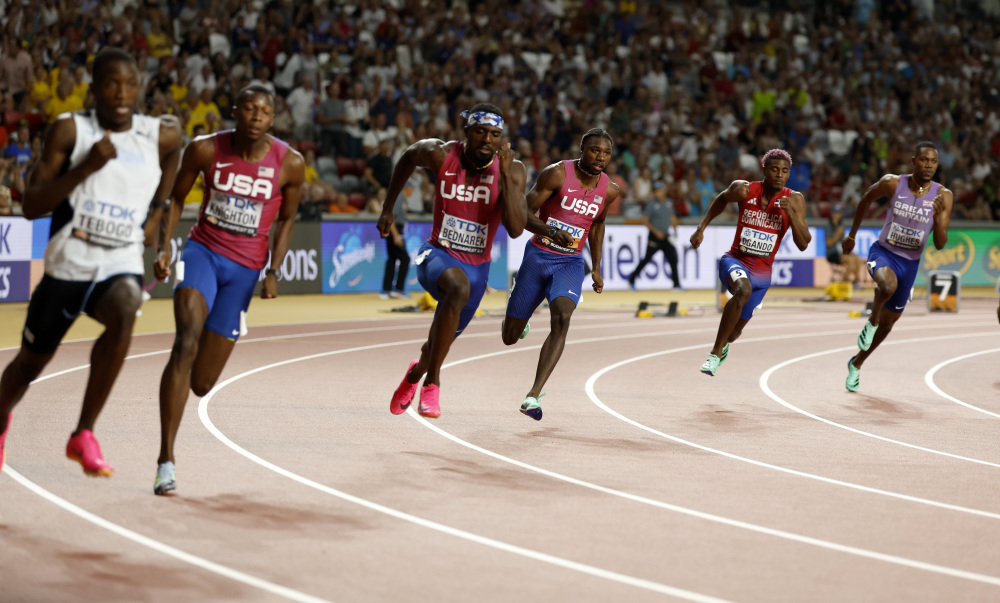 田径世锦赛男子200米美国选手莱尔斯夺冠