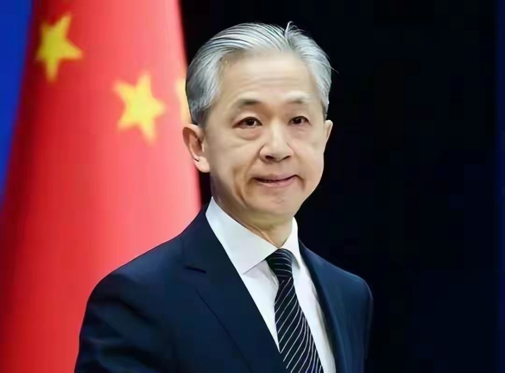 颈部按摩器品牌排行_狠砸50亿元!大众入股小鹏汽车,小鹏股价暴涨40%,双方将合作造车