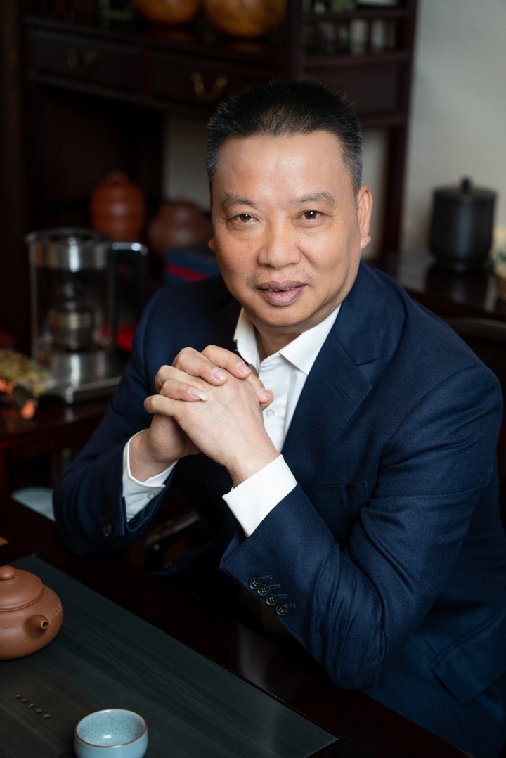 中通快递集团董事长赖梅松坚持三个不变做到三个加大