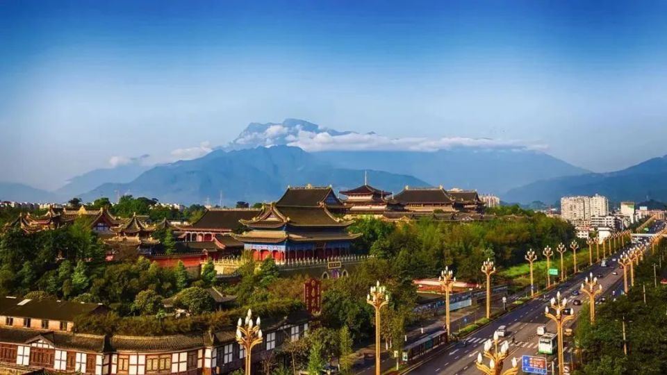 美丽的梯田茶园嘉峨茶谷分南北两区,距峨眉山景区20公里