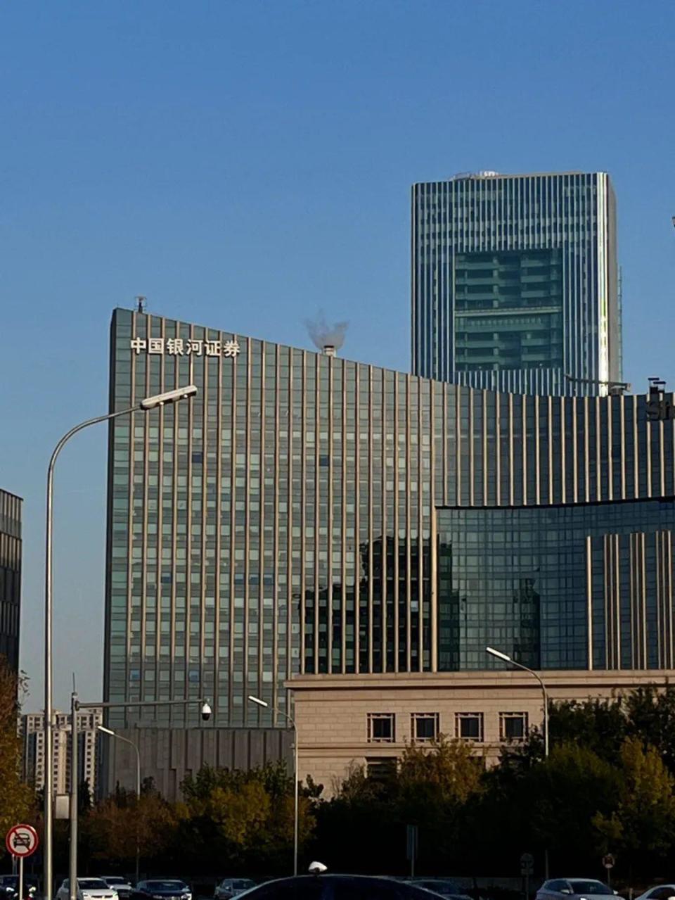 银河证券被保本私募拖下水