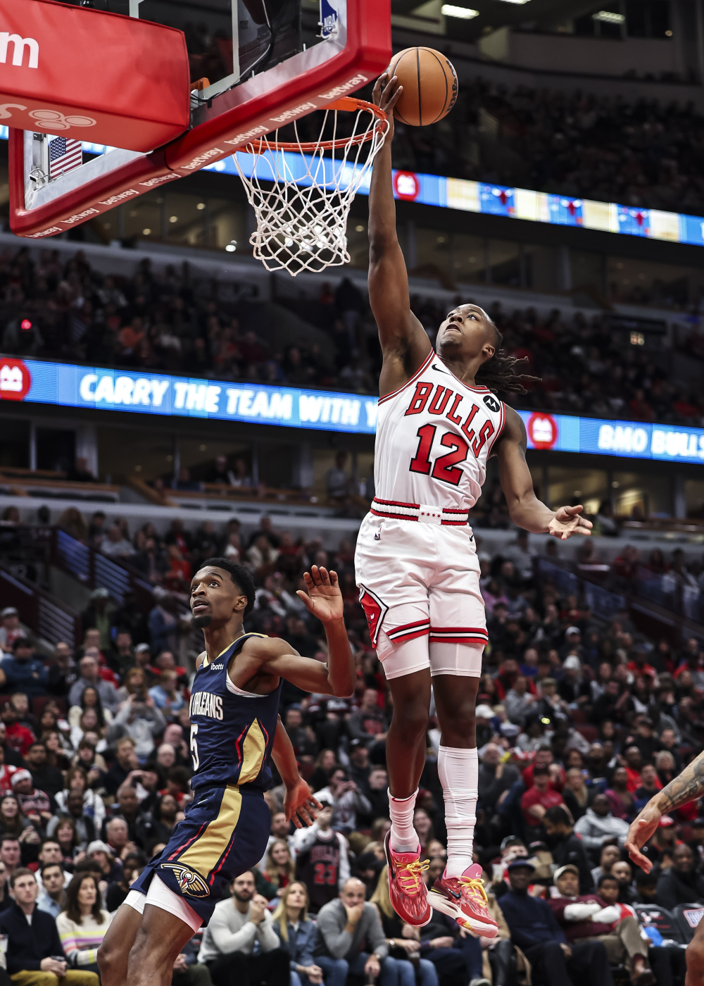 篮球nba常规赛公牛胜鹈鹕