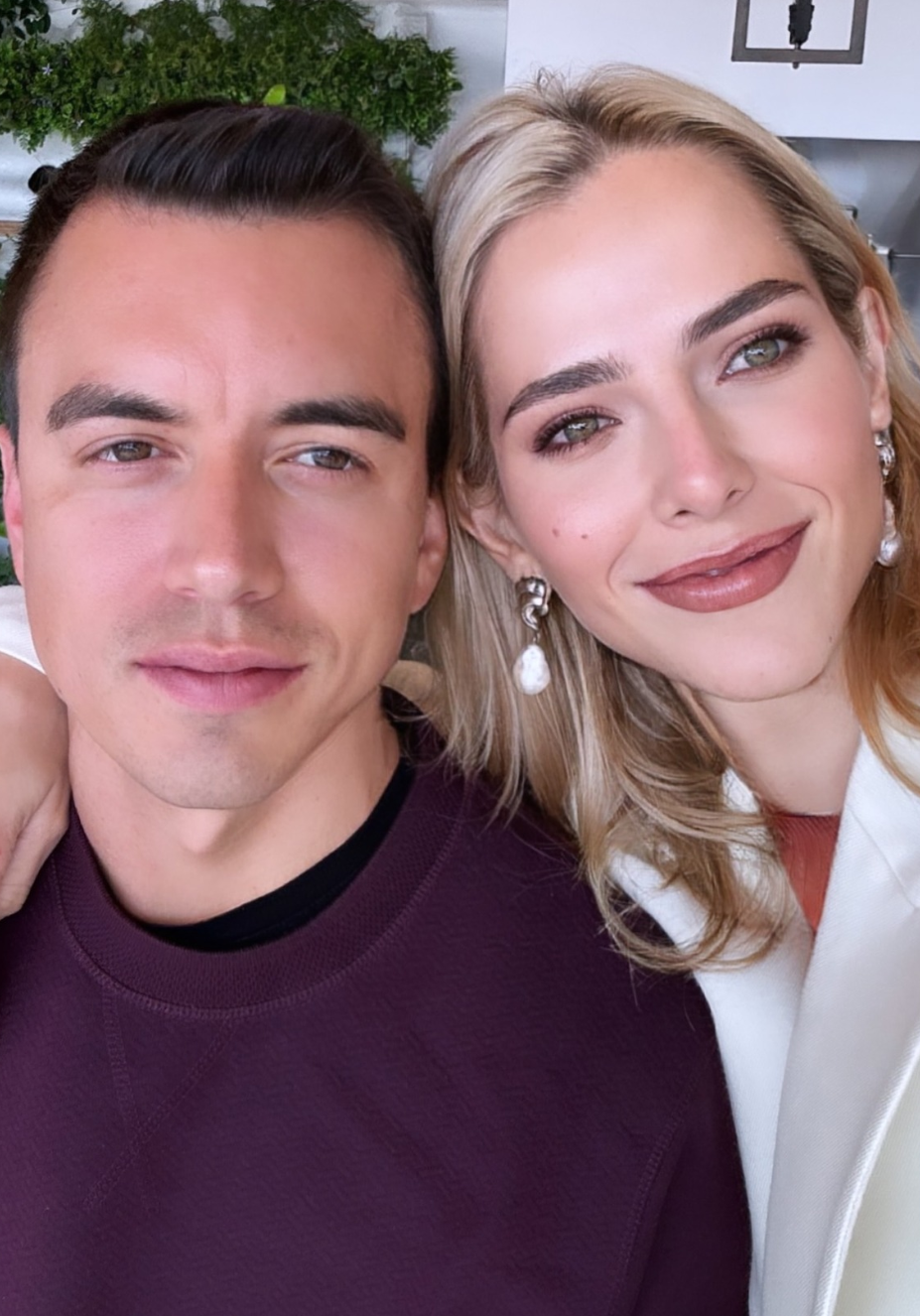 厄瓜多尔总统带娃吃冰淇淋风波中岁月静好小10岁的模特妻惊艳