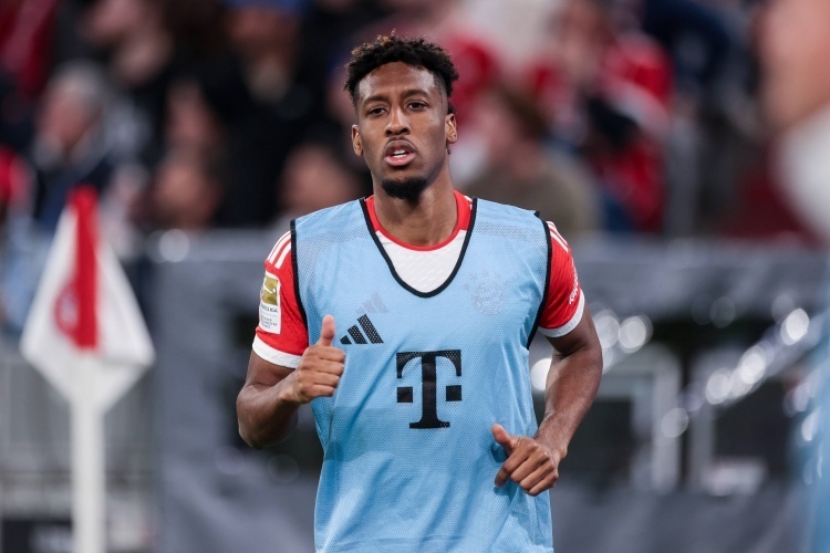 图片报:科曼在慕尼黑继续恢复训练,他须在6月7日前达到比赛状态