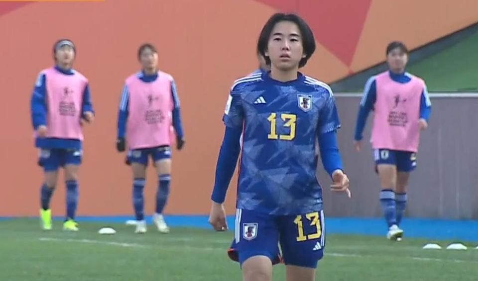 中国女足首发阵容:刘晨,李渟英格,陈佳宇,郭楠,汪思倩,夏乐娇,欧阳