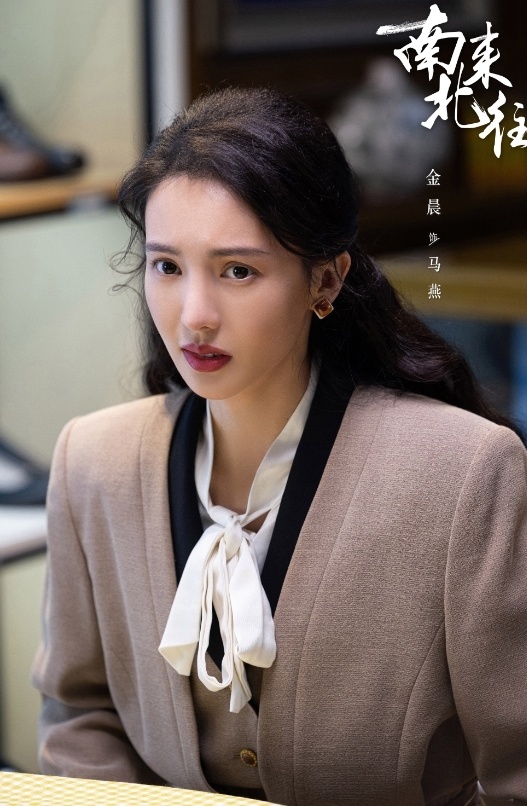 众所周知,白敬亭和金晨作为该剧男女主,前者因为"春山学"事件路人缘