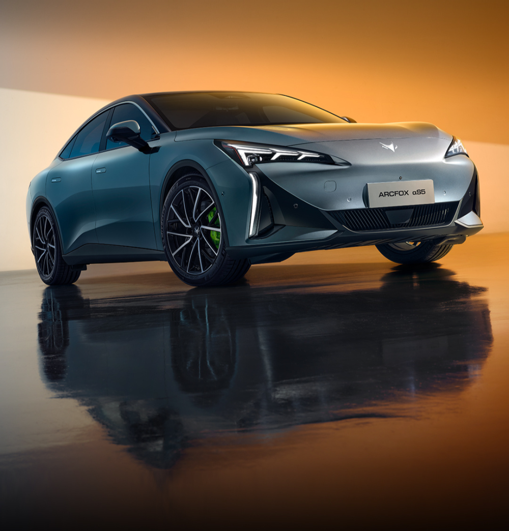 19.98 万元起,极狐全新中级轿车阿尔法 s5 开启预售