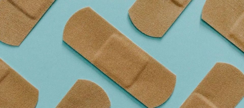 不是所有的伤口都可以用创可贴,这几种情况千万不要用