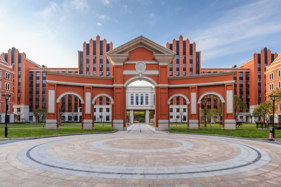 上海交通大学国家拔尖计划学科基地——致远学院进一步升级,包括理科