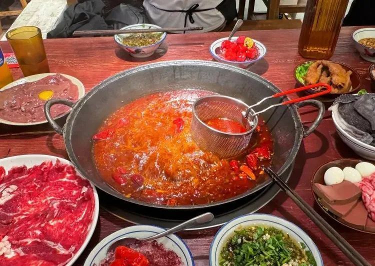 吃宵夜吗?我在嘉定等你!