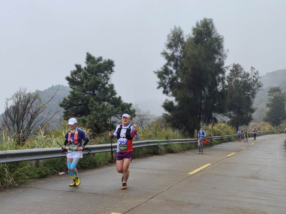4500人在温岭金沙滩上演一场勇敢者游戏