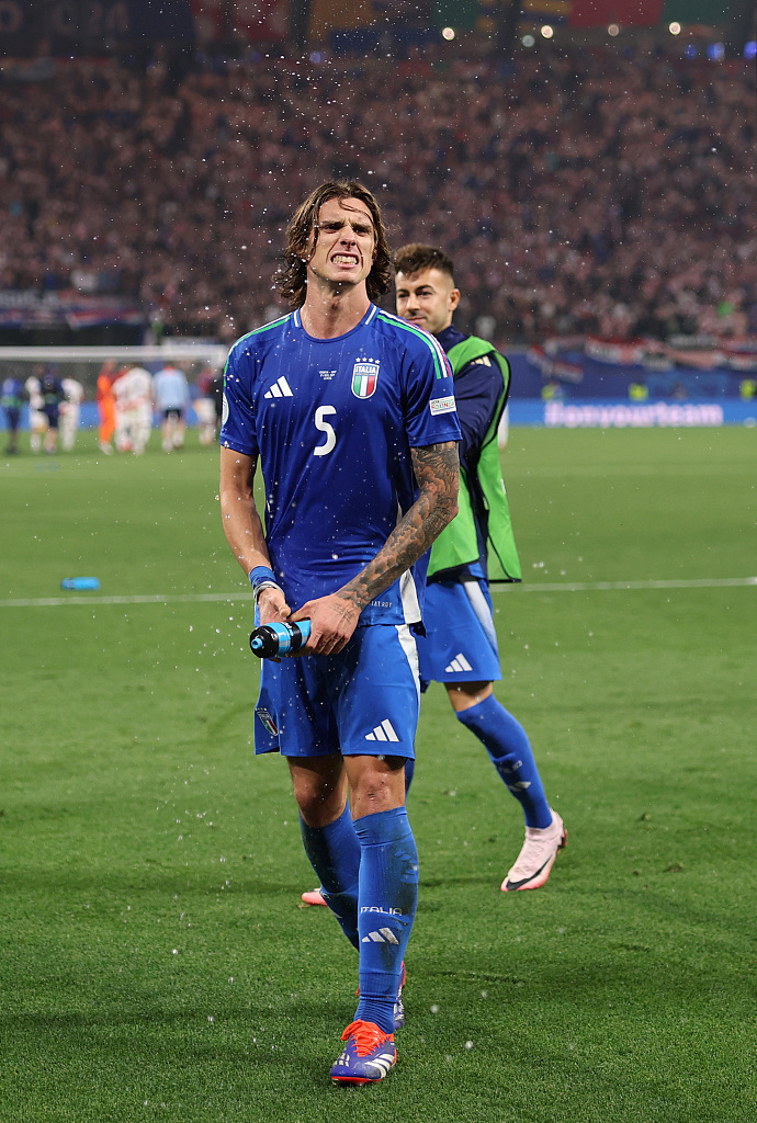 "伟大的意大利左后卫"又显灵了,但这支平庸的球队能走多远