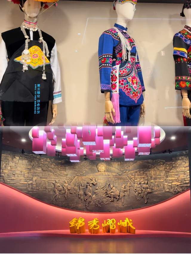 嶍峨古城,很多人念不出的名字,却是云南第一个实行民族自治的县