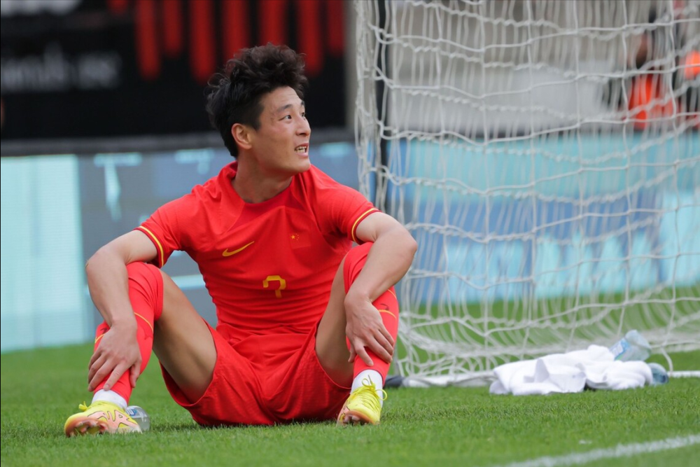 武磊获得中国金球奖称受之有愧