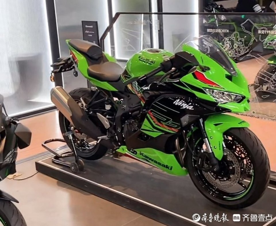 此外,z650标准版降幅6000元,仿赛ninja650的哑光灰和krt版本都降了