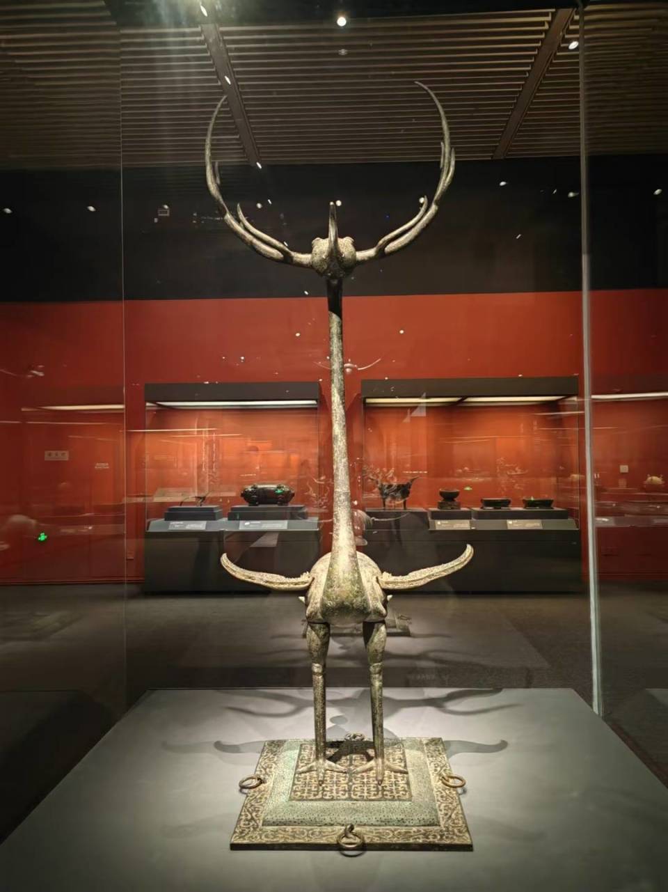 国家博物馆“凤凰故国——青铜时代曾楚艺术展””向公众开放-腾讯新闻