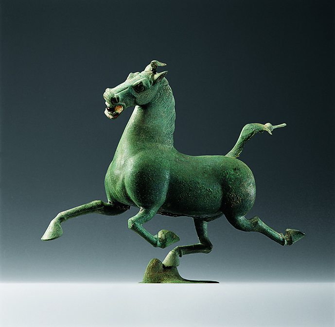 马踏飞燕：驰骋河西走廊的传奇-腾讯新闻