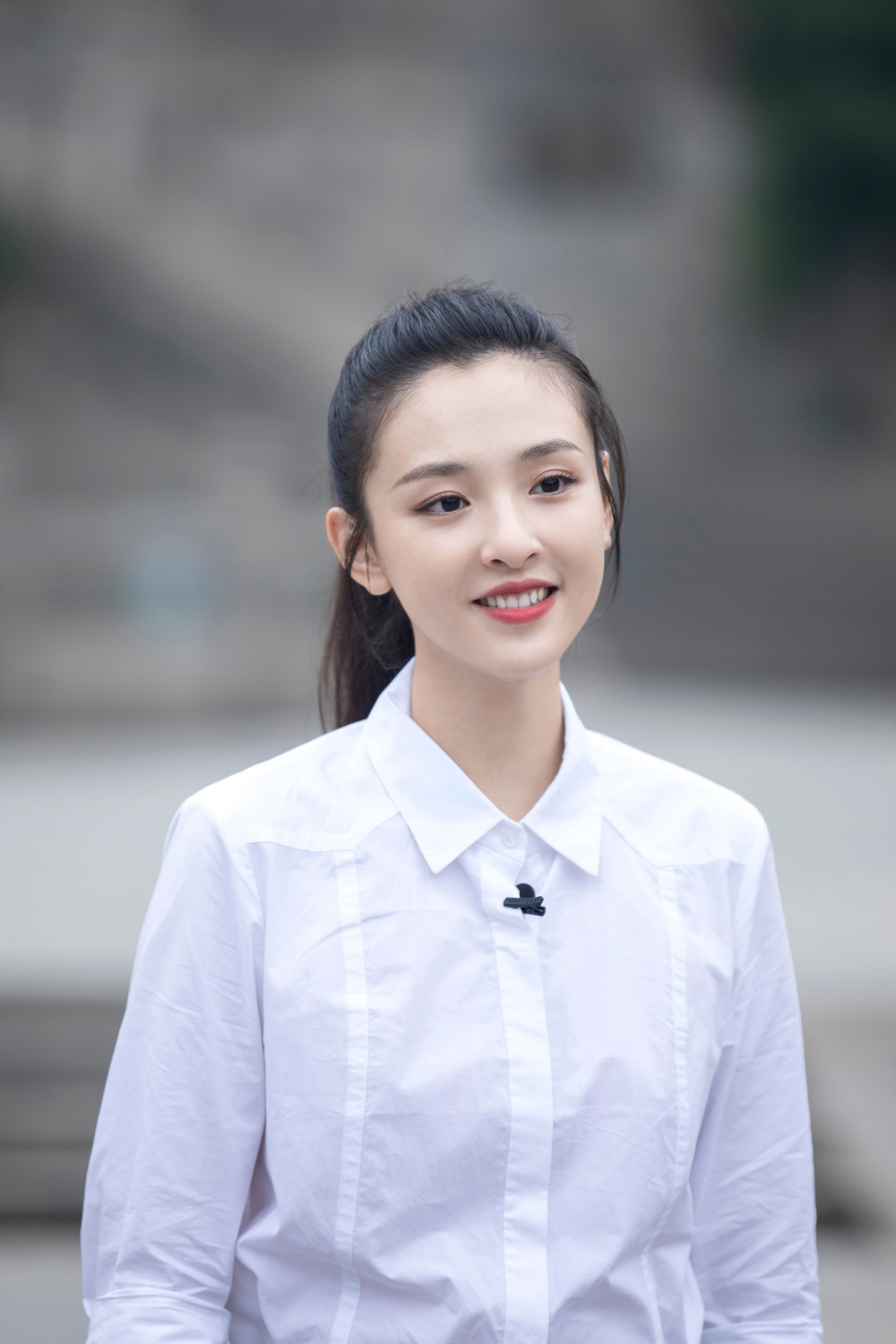 乘风吴倩退赛了节目表现被指情商低性格拧巴口碑翻车严重