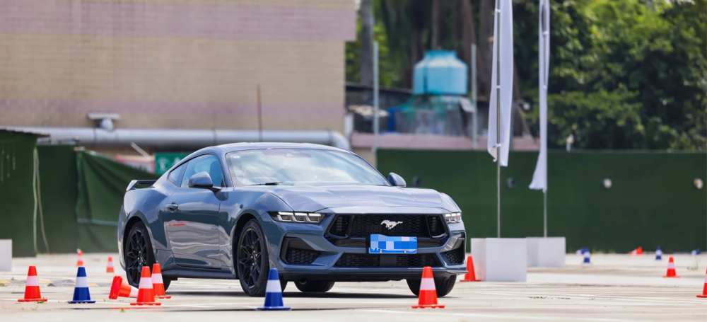 试驾全新福特mustang,美系性能跑车的经典能否流传?