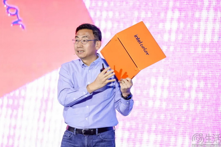 如何破解PC市场的“低价刚需”？英特尔干得漂亮_腾讯新闻