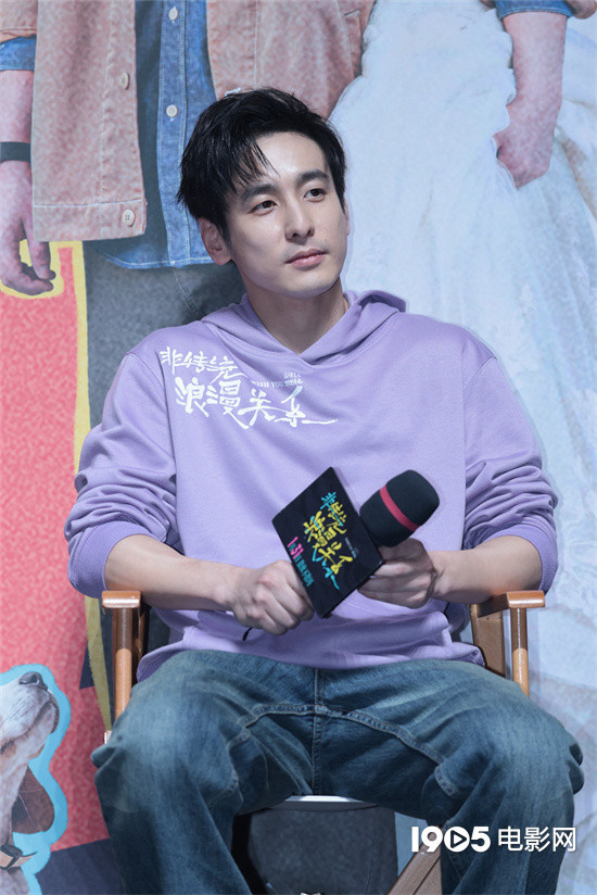 《非传统浪漫关系》首映 朱颜曼滋任彬现场送祝福_腾讯新闻