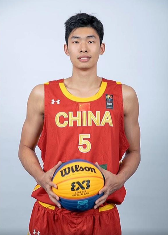 邹阳对北大表现差仍是状元热门 1优势无人可替_腾讯新闻