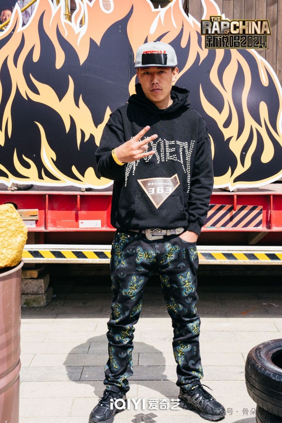 一本诺米发家史,半部网红进化论_腾讯新闻