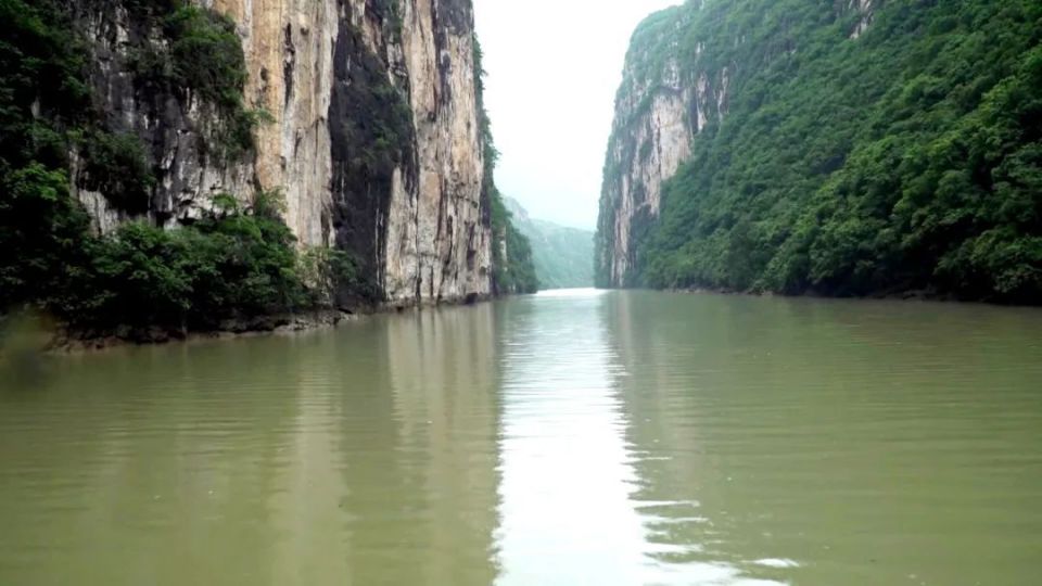 【文化中国行】"广式撑贵"网络大v团走进关岭_腾讯新闻