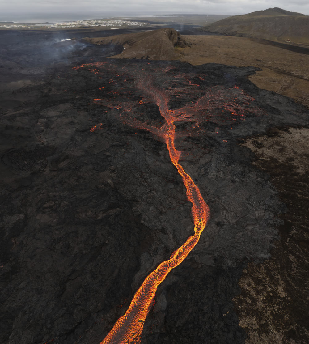 冰岛一火山半年内5次喷发