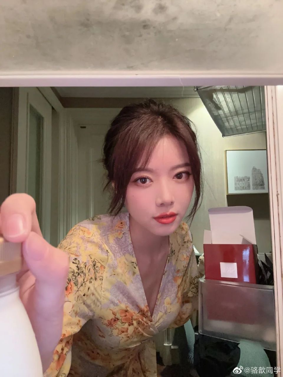 lpl老婆骆歆黄色战袍熟女风为你高考加油