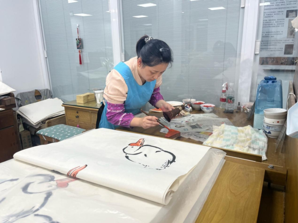 徐悲鴻 早期栄宝斋製 漓江春雨 木版水印 143485061_o1.jpg?