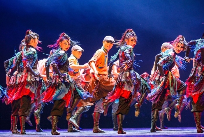画你蒙古舞蹈反面图片