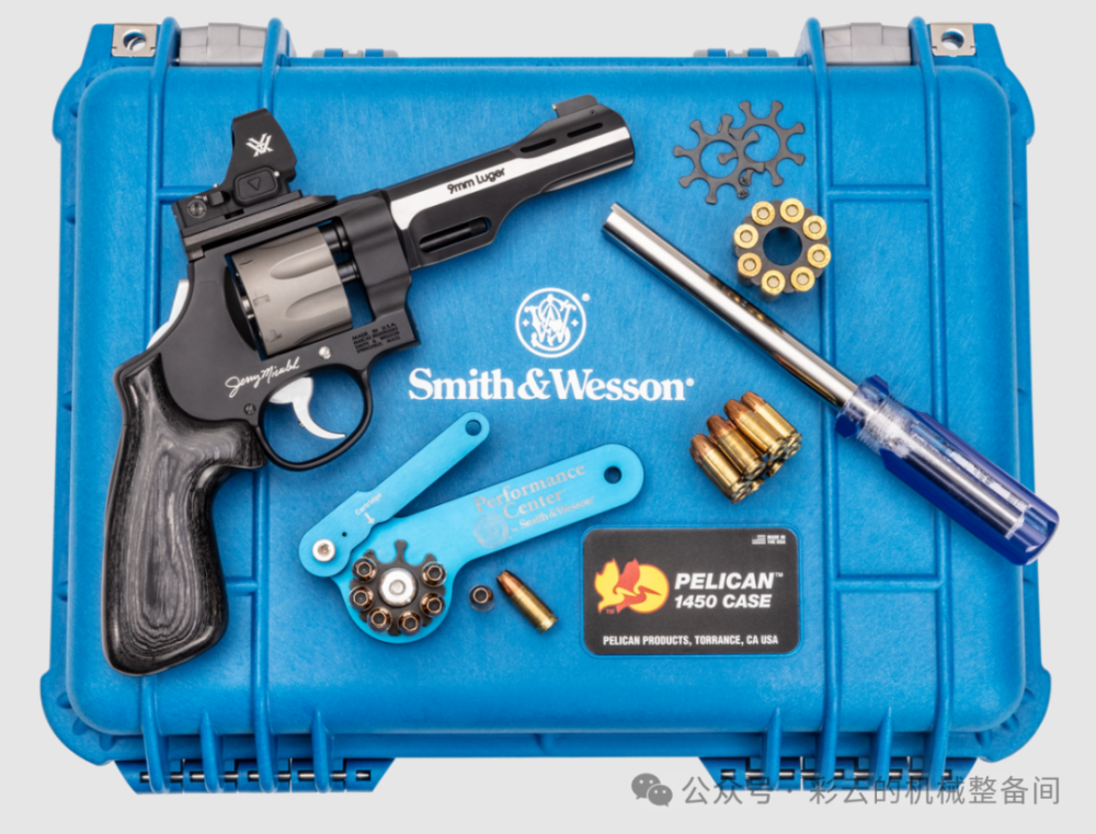 史密斯-维森新品:大师签名版model 327"世界纪录"比赛转轮手枪