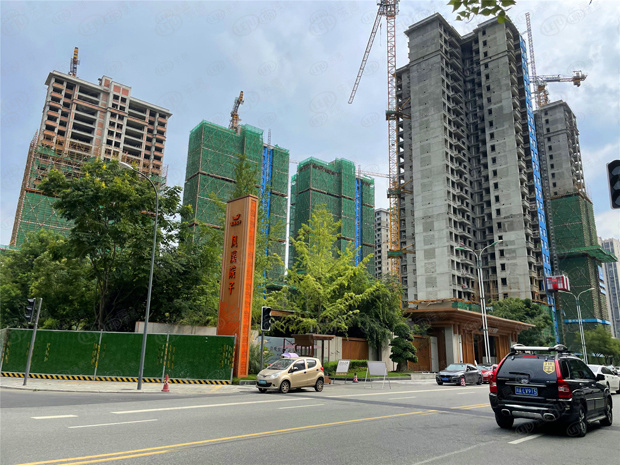 凤溪院子最新情况一览!116~148㎡房源约17280-23810元/㎡_腾讯新闻