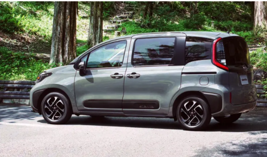 丰田7座mpv亮相如果15万起能火吗