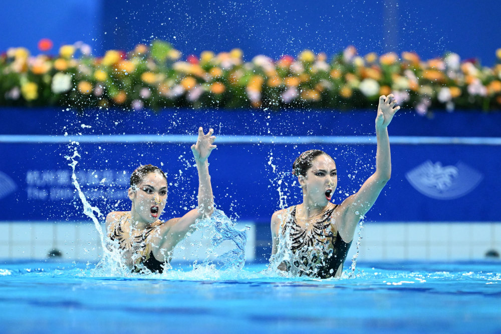 花样游泳——王柳懿/王芊懿夺得双人项目比赛冠军_腾讯新闻