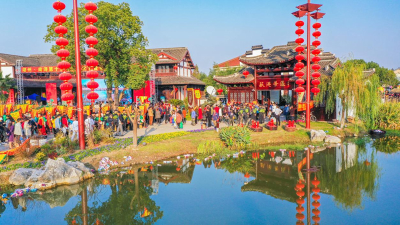 文旅迎来新年红湖州荻港古村年味足