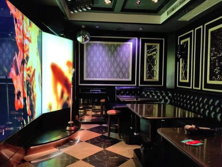 西湖边开了十多年的纯k要关门了,被网友称为"全杭州最好吃的ktv"