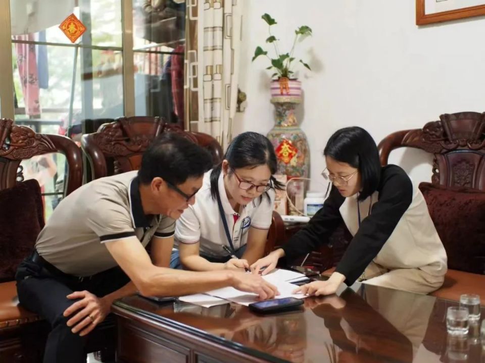 全国时间利用调查现场调查首日直击