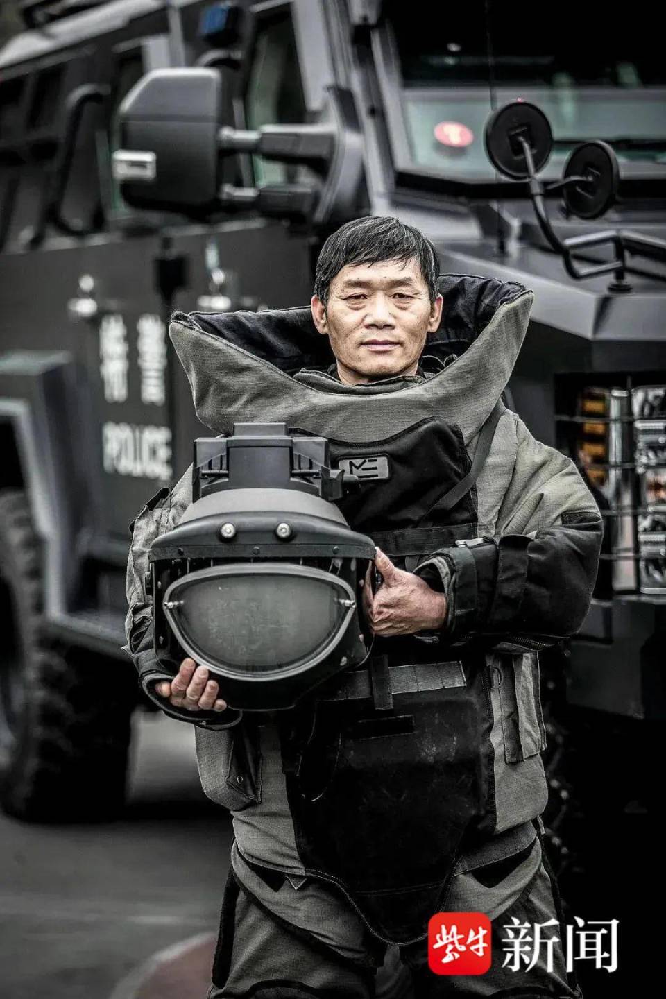 镇江"拆弹专家"罗金芳被评为全国模范退役军人