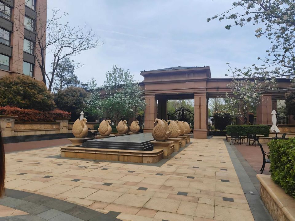 2660万拍得杭州水晶城豪宅,捡漏148万!