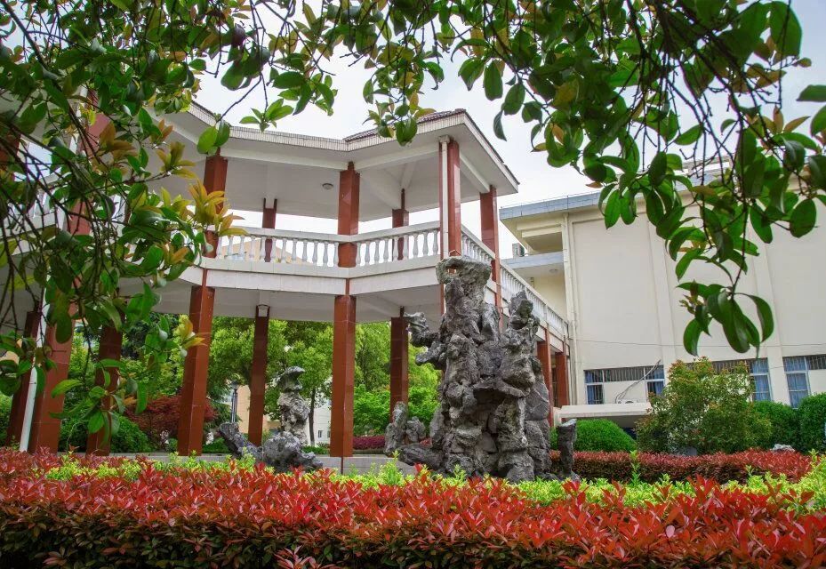 刚刚发布!泰州这所四星级高中