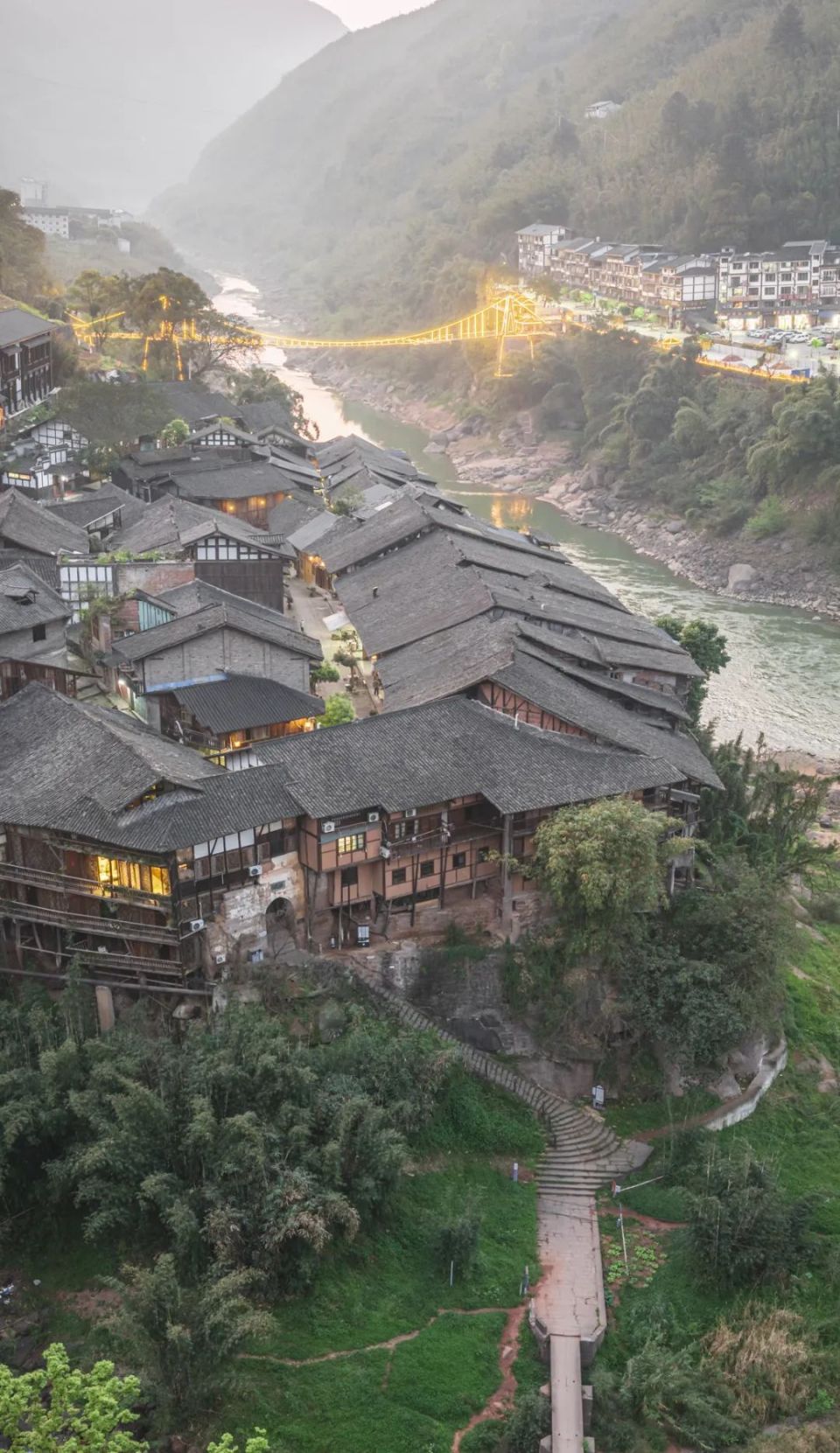 丙安古镇与黔东南镇远古镇,贵阳青岩古镇,锦屏隆里古镇并称为贵州"