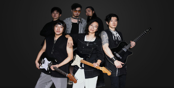 2022 年受邀湖南卫视《欢唱大篷车》嘉宾2023年发行乐队专辑《无所