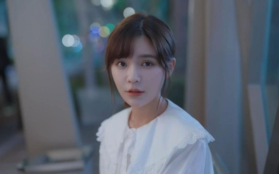 药水哥来活了约会我被美女包围了女主邹佳佳惨遭吐槽太短